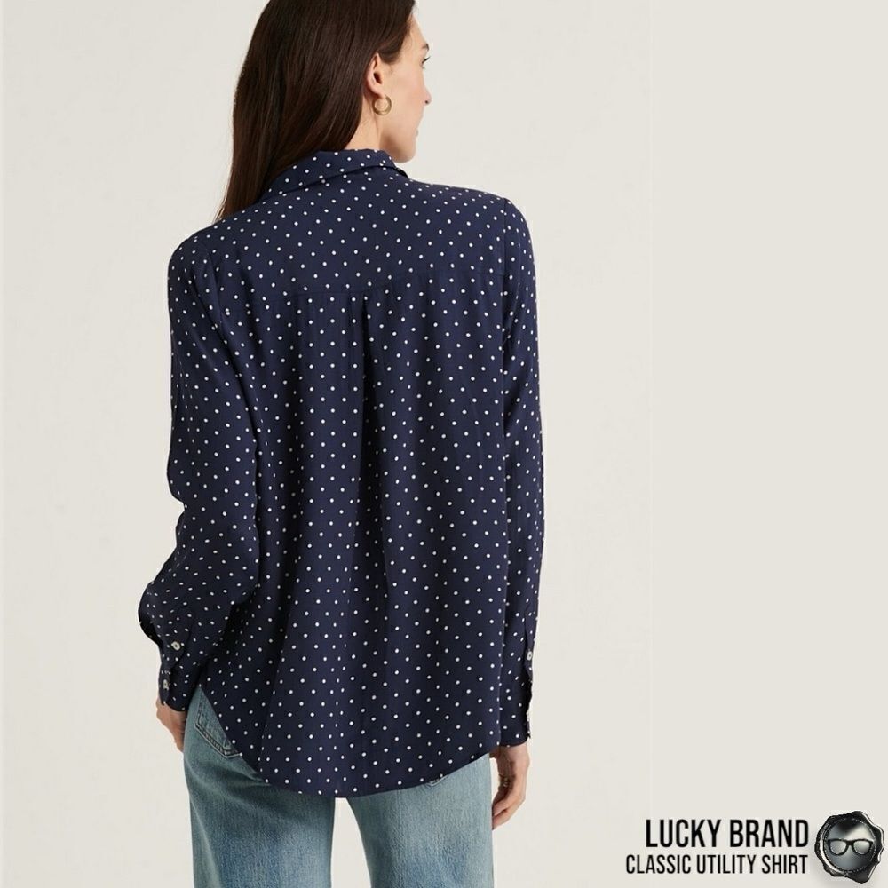 LUCKY BRAND CLASSIC UTILITY BUTTON DOWN SHIRT IN NAVY WHITE DOTS WOMEN’S SIZE M - Picture 4 of 14